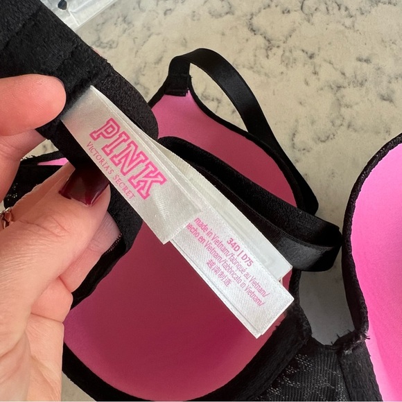 Like new! PINK Victoria’s Secret Leopard Print Lace Bra - Picture 8 of 9
